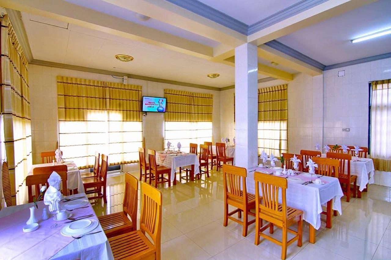 Hotel Smile Pyin Oo Lwin Exteriör bild