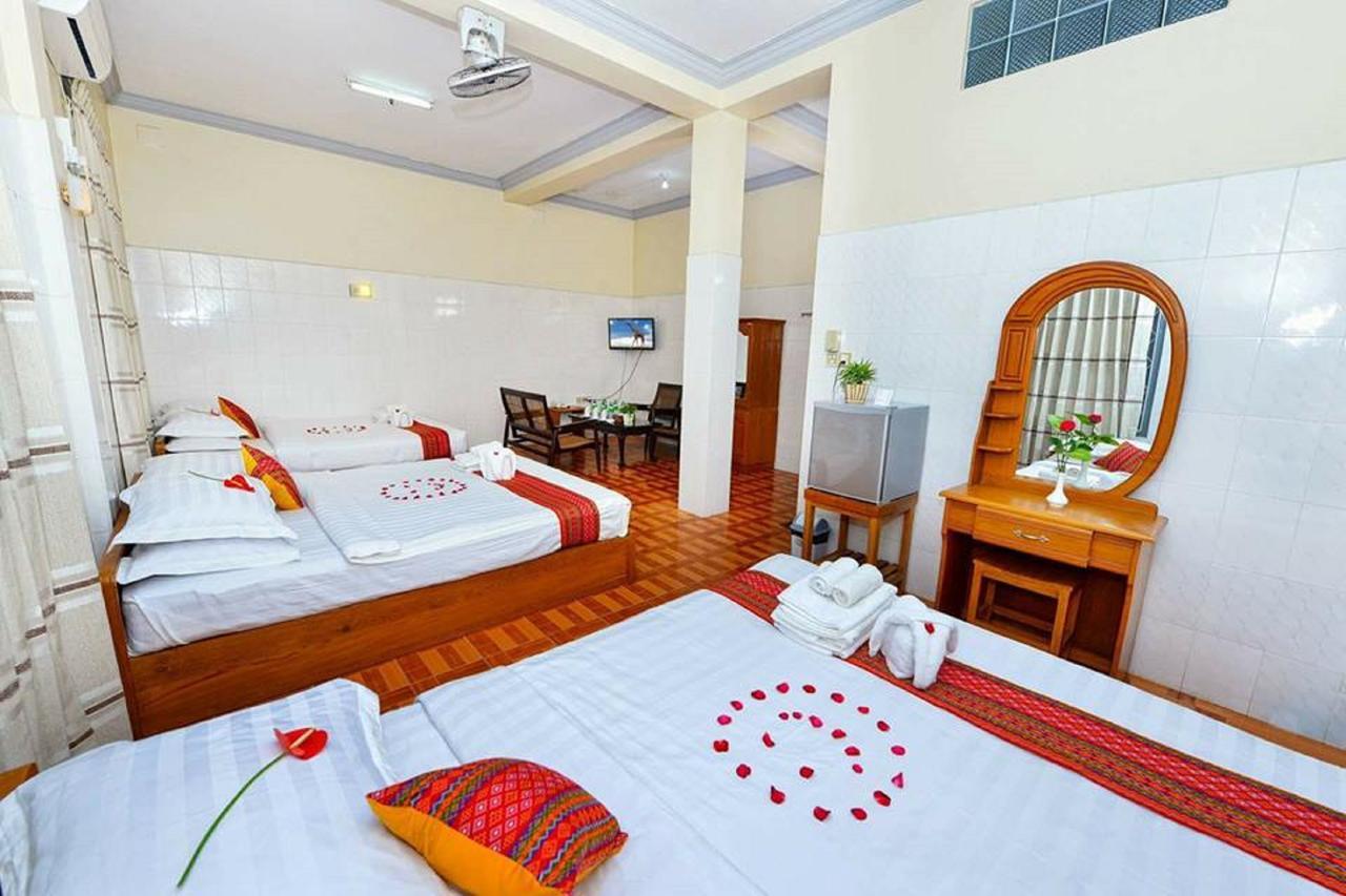Hotel Smile Pyin Oo Lwin Exteriör bild