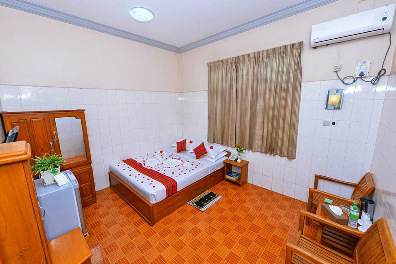 Hotel Smile Pyin Oo Lwin Exteriör bild