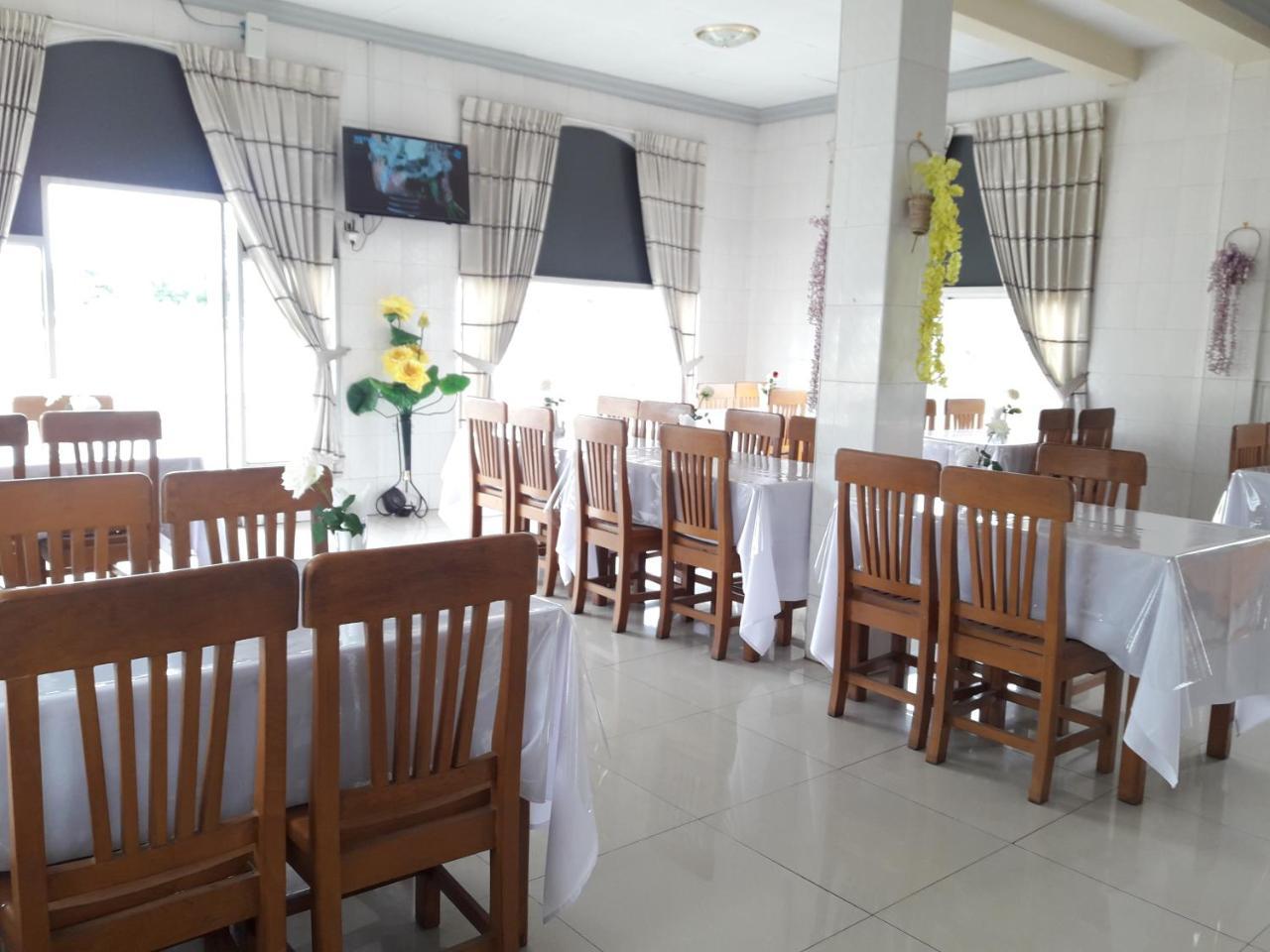 Hotel Smile Pyin Oo Lwin Exteriör bild